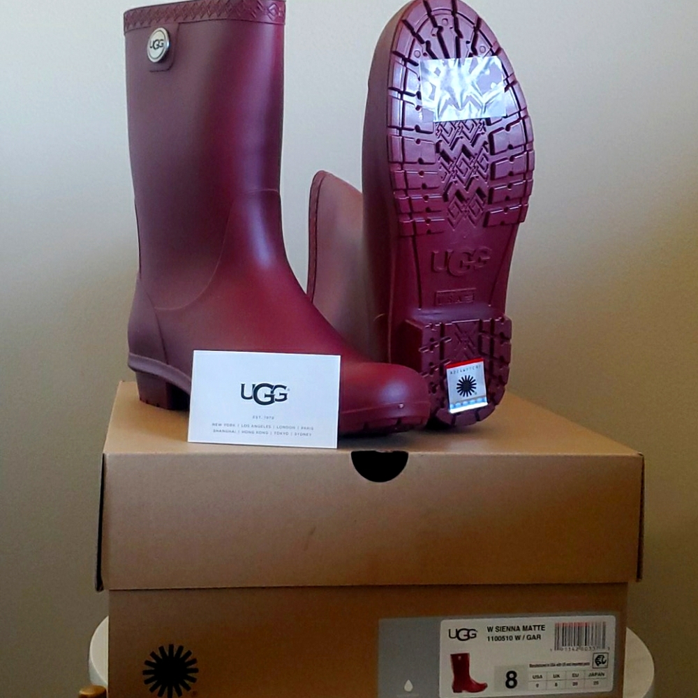 Ugg Sienna Matte Rain boots